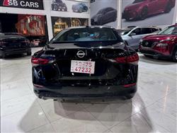 نیسان سێنترا